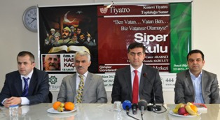 Siper Okulu sahneleniyor