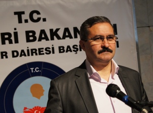 "Derneklere standart getireceğiz"