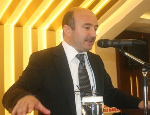 "Ülkenin inşasına gayret gösteriyoruz"