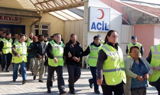 İnternetten dolandıran şebeke çökertildi