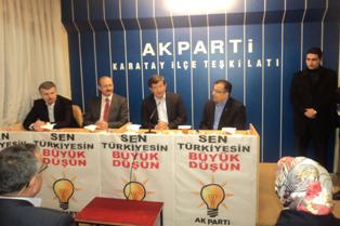 Bakan Davutoğlu AK Parti Karatay İl Teşkilatı’nı ziyaret etti