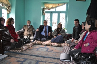 Öğrenciler evinde ziyaret ediliyor