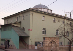 Camilere hırsızlar dadandı