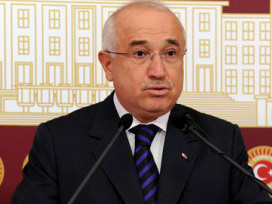 AK parti Çiçek'e nasıl geri adım attırdı?