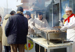 Akşehir'de bedava tavuk ızgara