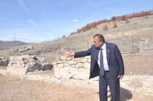 Antik tiyatroda kazı çalışmaları başlıyor