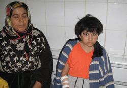 18 yaşındaki Merve tedavi bekliyor