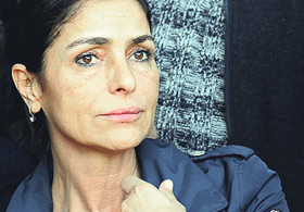 Tatlıses'in Eşleri Birbirine Girdi