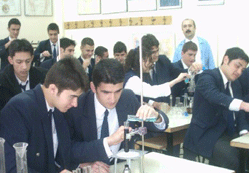 M.Esat And. Lisesi çıtayı yükseltti