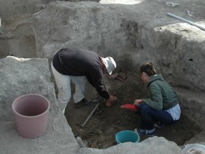 Konya'da 8 bin yıllık ''tapınak'' bulundu