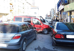 Burası kaldırım mı oto park mı?