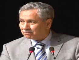 Arınç'tan Demirel taklidi