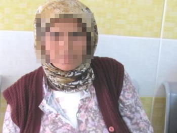 Kavgayı ayırmak isterken yaralandı