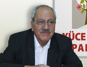 Sezai Karakoç: Üzümü içki yaptırmama hakkımız var