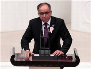 "Vali asli görevlerini mi bırakacak?"