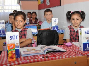 5 günde 5 milyon kutu süt dağıtılacak