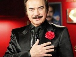 Konser yeminini bozdu