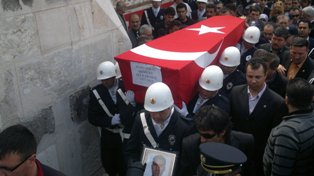 Şehit Karakış son yolculuğuna uğurlandı