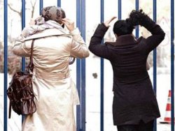 Başörtülünün dostu yok