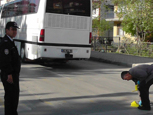 Lise öğrencisi okul yolunda öldü