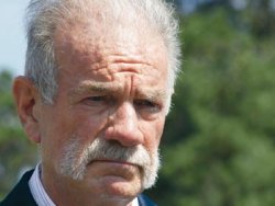 Provokatör papaz yine Kur'an yaktı