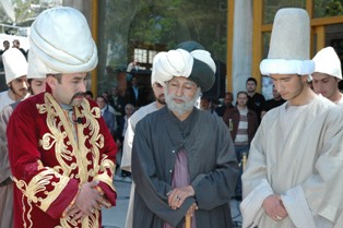 Mevlana Konya’ya geliyor
