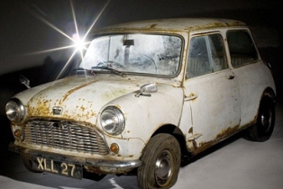 Dünyanın en eski Mini'si 113 bin TL