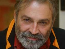 Bilginer: Tiyatrolar özelleşmez