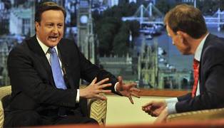 Cameron'a yerel seçimde darbe