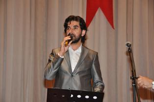Serdar Tuncer büyüledi