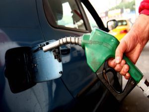 Benzine bir indirim daha