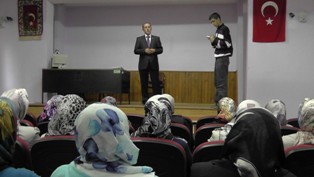 Beyşehir'de evde çocuk bakım kursu