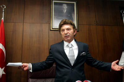 Başkanlık sultanlık değil