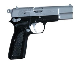 Her yıl 20 bin kişi silah satın alıyor!