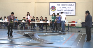 Robotlardan nefes kesen yarışma