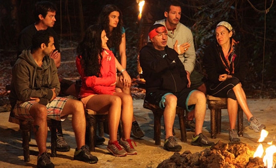 Survivor adasında aşk kavgası!