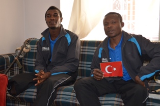 Gurbette kader birliği yaptılar