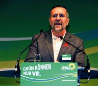 En kalabalık eyalet meclisinde 4 Türk