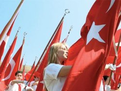 19 Mayıs'ta çok dilli bayram