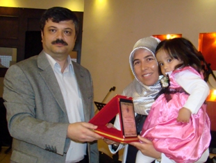 10 yıllık hemşireler ödüllendirildi