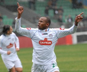 306 maçta 729 gol