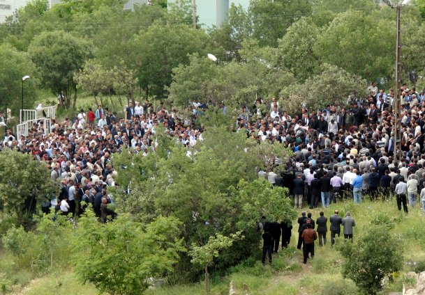 Terör bağlantısı araştırılıyor
