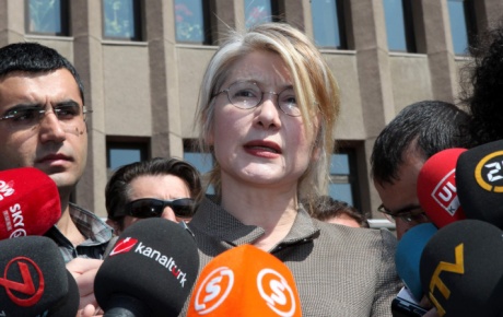 CHP'li Tarhan'dan anayasa resti