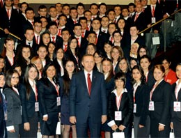 "Artık Tanklar, Toplar Yürümüyor"