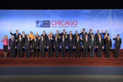 'Kriz günlerinde savunma' zirvesi başladı