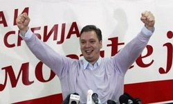 Sırbistan'da zafer sağcı Nikoliç'in