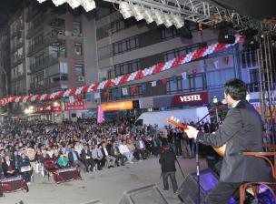 Gençlik konserlerinin finalinde Işılak rüzgarı