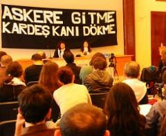 Askere gitme kardeş kanı dökme eylemi