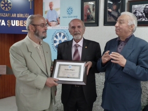 58 yıllık tecrübesini aktardı