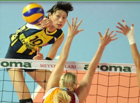 F.Bahçe Universal'ın yerine G.Saray!